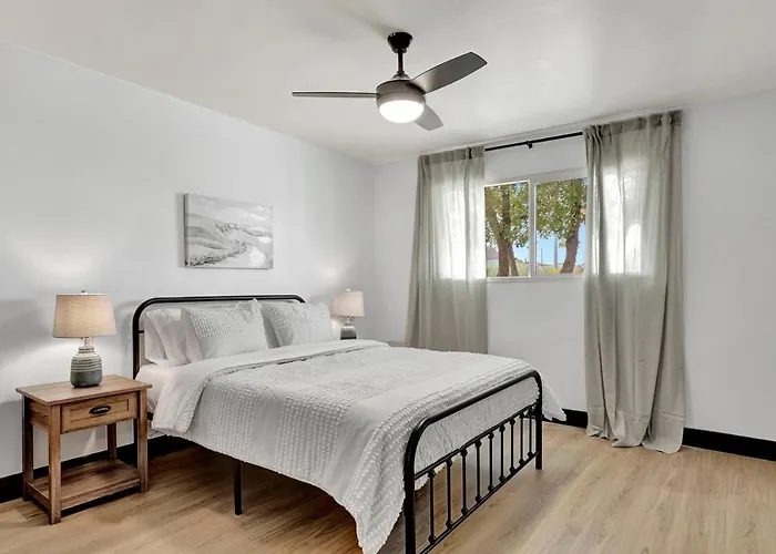 Holiday home Diamond In The Desert-scottsdale *